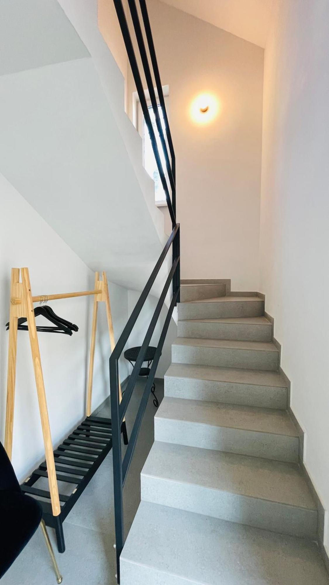 House Flow, 3 Room, Free 2 Parking Bratislava Exterior foto