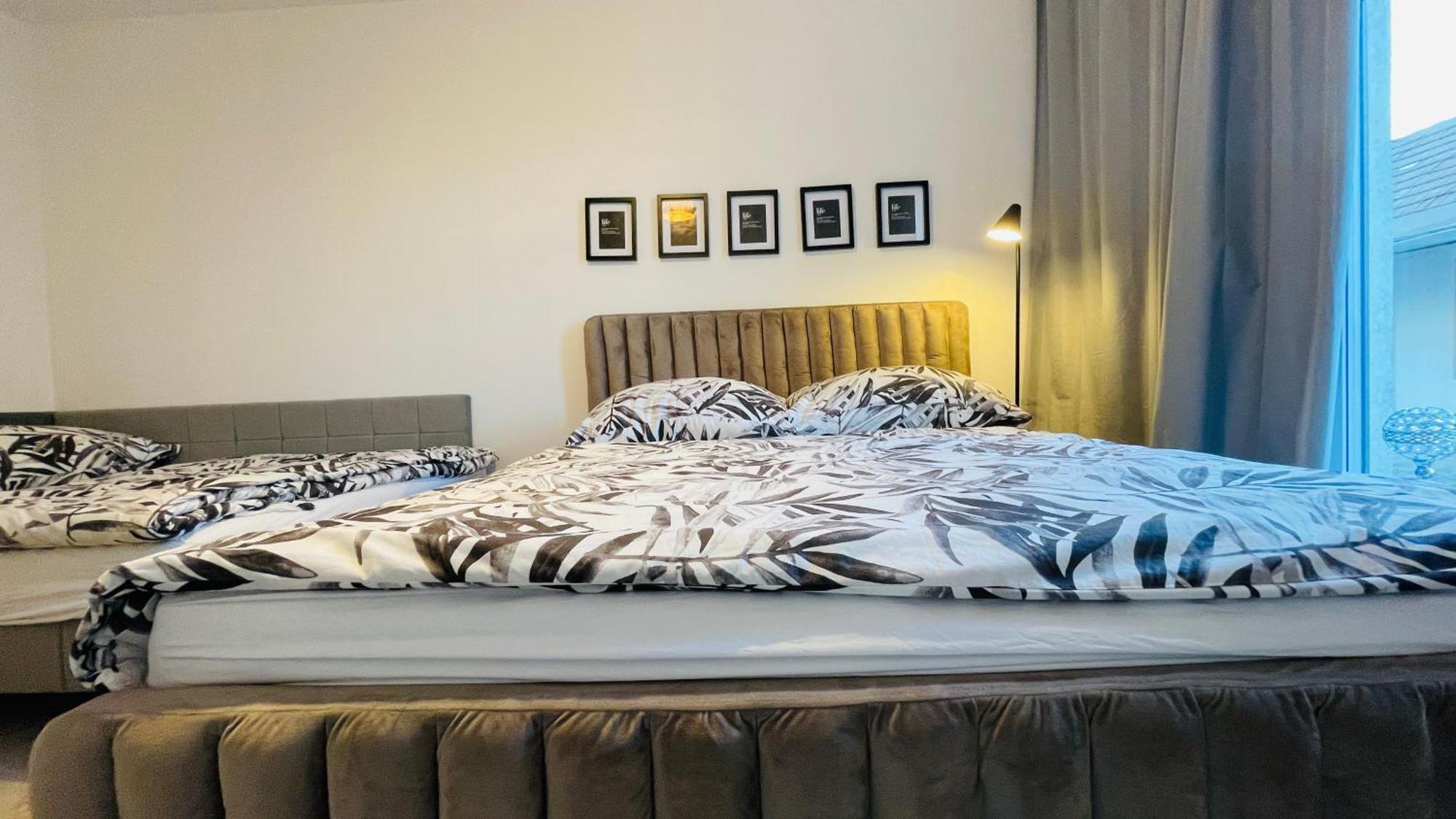 House Flow, 3 Room, Free 2 Parking Bratislava Exterior foto